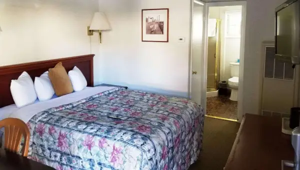 Pacific Heights Inn By Magnuson Worldwide 8